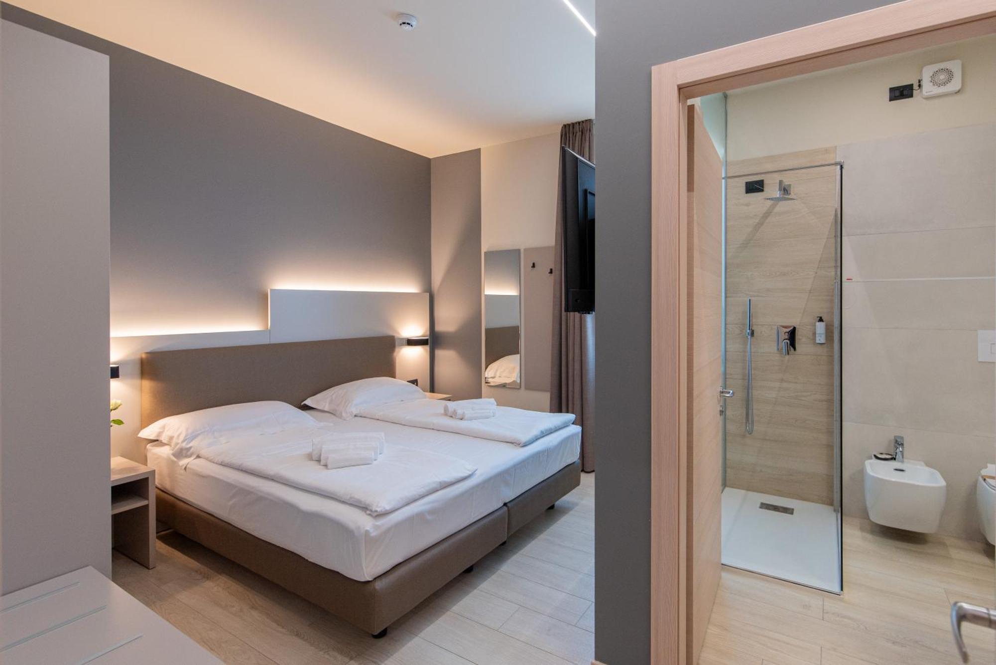 Ile Hotel Πεσκιέρα ντελ Γκάρντα Εξωτερικό φωτογραφία