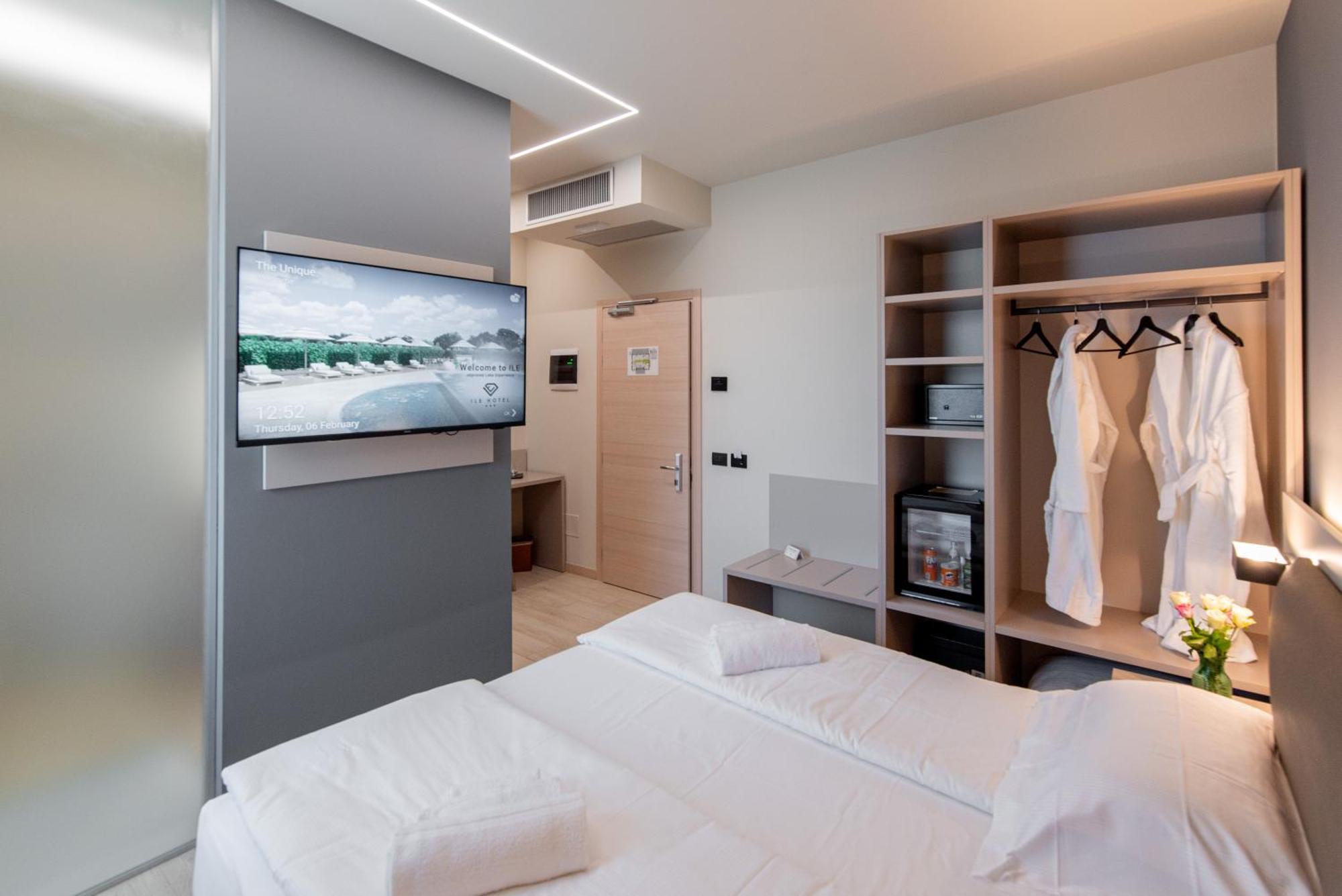 Ile Hotel Πεσκιέρα ντελ Γκάρντα Εξωτερικό φωτογραφία